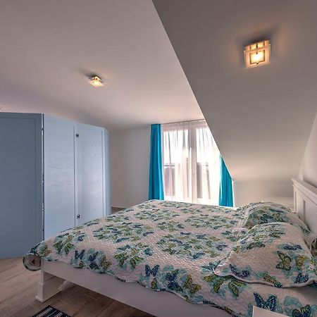Villa Sandy Apartments Tivat Zewnętrze zdjęcie