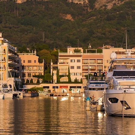 Villa Sandy Apartments Tivat Zewnętrze zdjęcie
