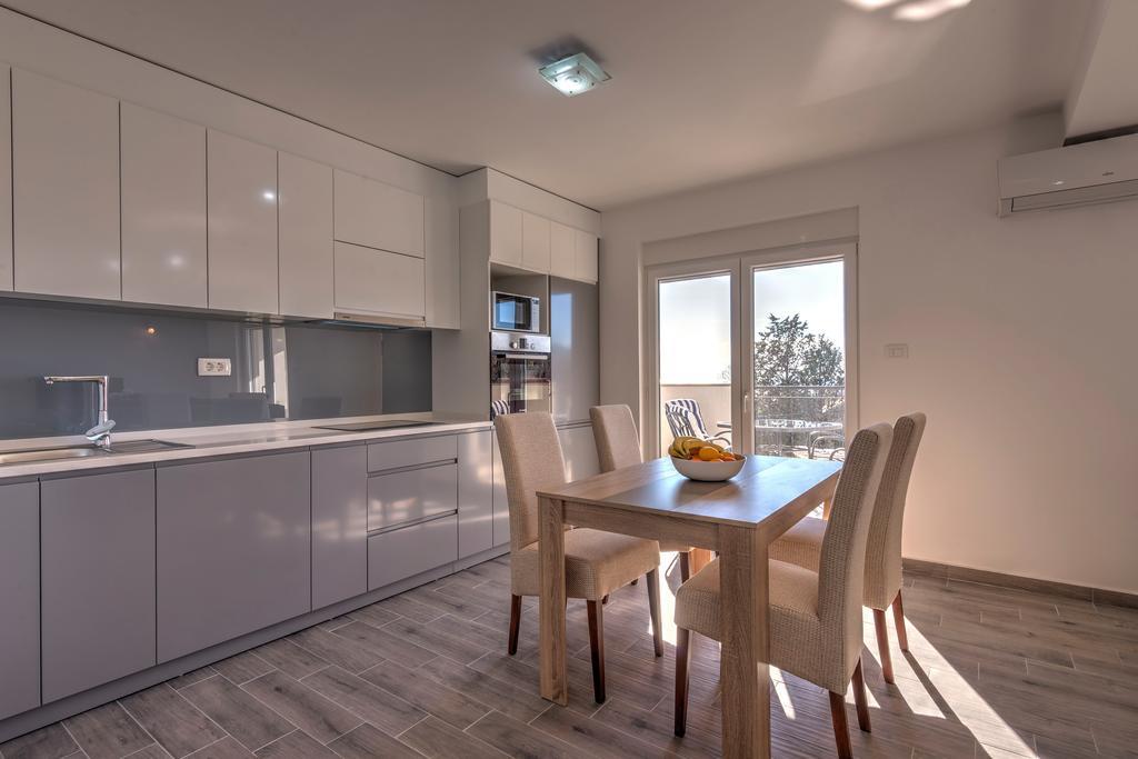 Villa Sandy Apartments Tivat Zewnętrze zdjęcie